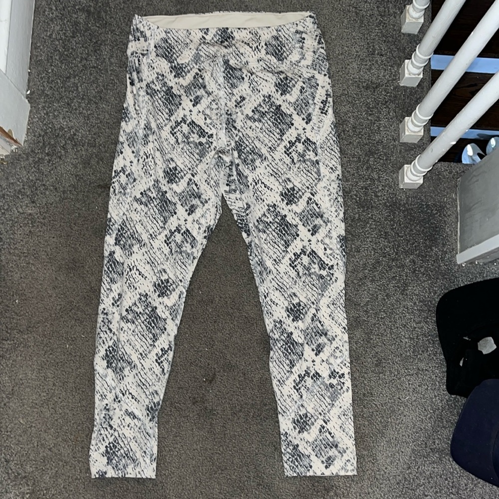 VS PINK leggings